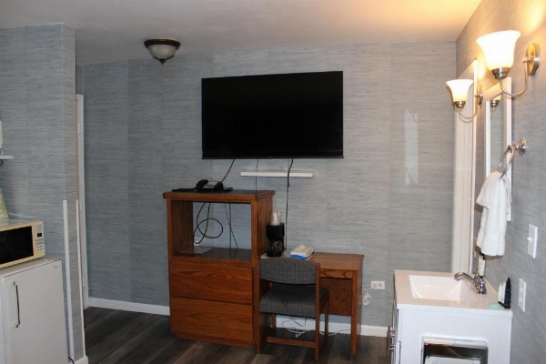 Cedarwood Inn of Ashland image 58